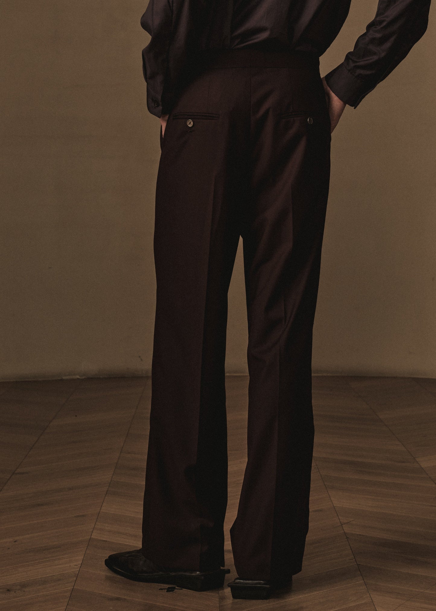 CLASSIC SLIM TROUSERS